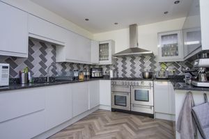 Photo 11- click for photo gallery